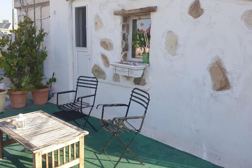 Ferienwohnung Καλινοβου 1 Κευελπιδων Πεδιον Αρεωσ Athen Exterior foto