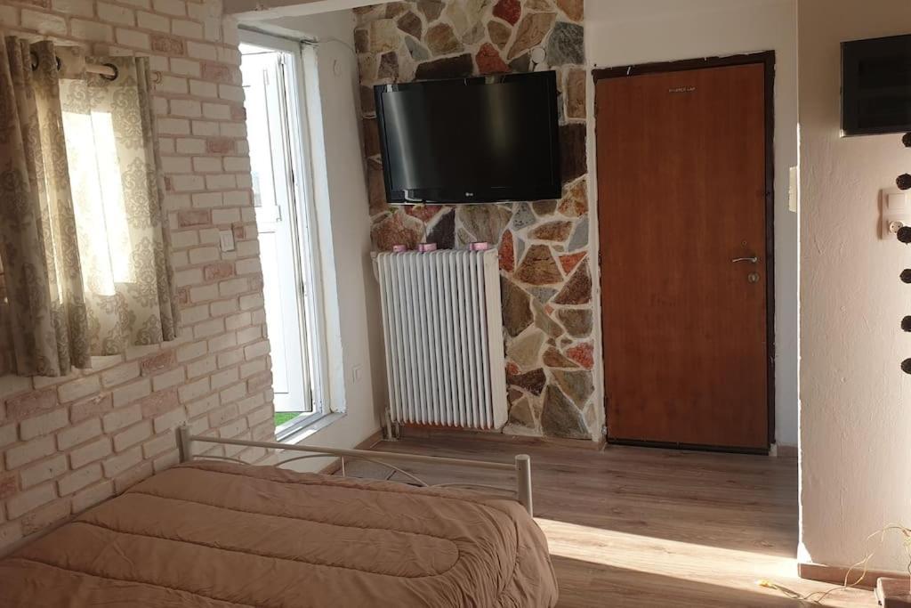 Ferienwohnung Καλινοβου 1 Κευελπιδων Πεδιον Αρεωσ Athen Exterior foto